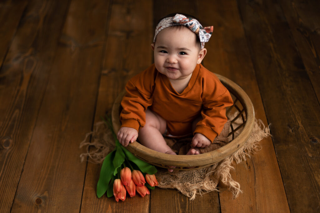 Sarah Ellis Photography Bow Sitter Girl Newborn Studio Photographer 3